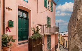 Casa Monella